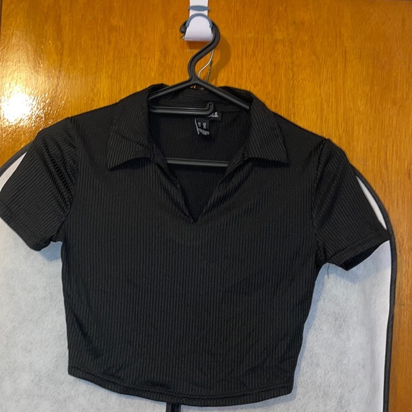 Black Top - Picture 1 of 1